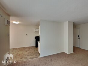 240 Athol Ave in Oakland, CA - Building Photo - Building Photo