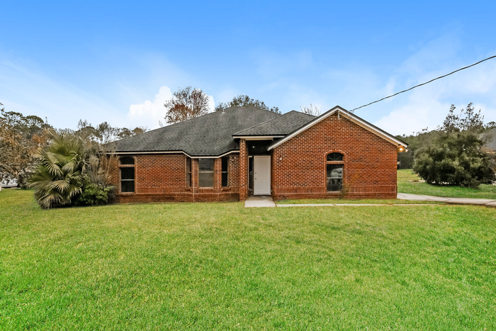 12549 Lochloosa Ln in Jacksonville, FL - Building Photo