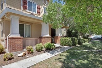 4693 Morning Brook Ln in Tracy, CA - Building Photo - Building Photo