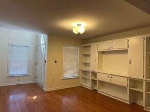 5035 Mendenhall Dr. in Mechanicsburg, PA - Building Photo - Building Photo