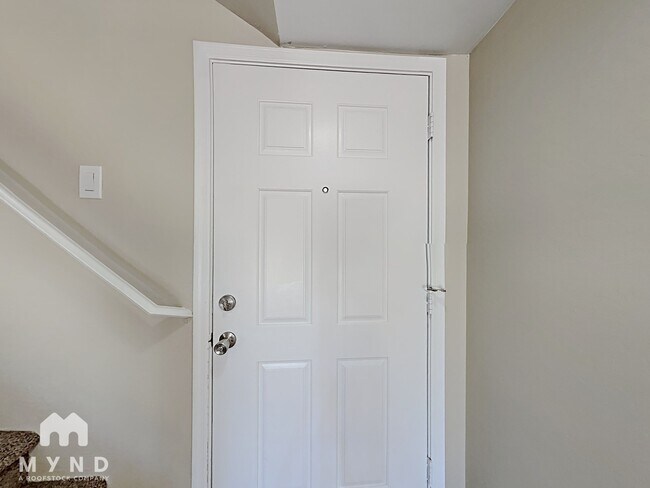 12105 W Flores Dr in El Mirage, AZ - Building Photo - Building Photo