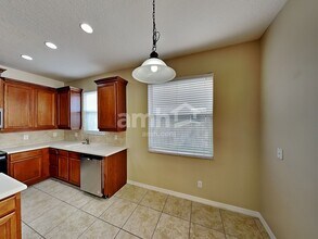 513 Spring Leap Cir in Winter Garden, FL - Building Photo - Building Photo