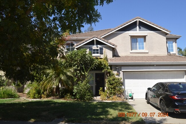 4499 Callisto Ln in Turlock, CA - Foto de edificio - Building Photo