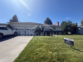 1654 Garfield St in Idaho Falls, ID - Building Photo