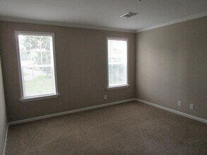 107 Spruce Ln in Leesburg, FL - Building Photo - Building Photo