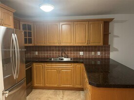 13848 SW 64th St in Miami, FL - Building Photo