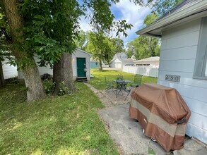 230 9th Ave N in Hopkins, MN - Building Photo - Building Photo