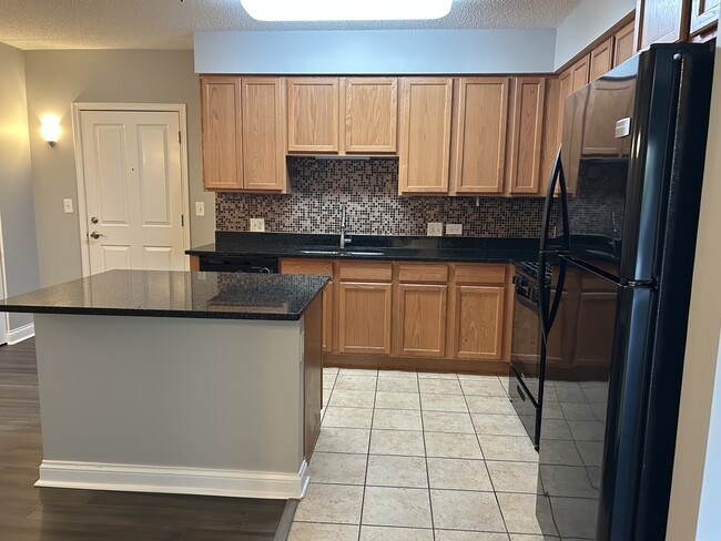 property at 3420 N Old Arlington Heights Rd