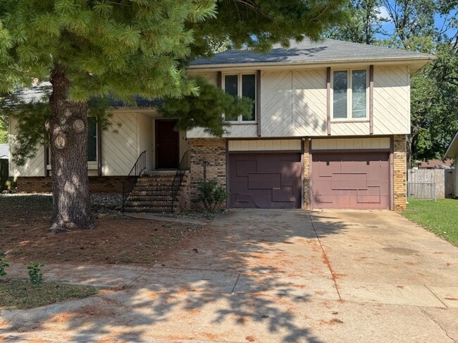 property at 1417 W Highland St