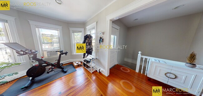8 Chapman Pl, Unit 2 in Cambridge, MA - Foto de edificio - Building Photo
