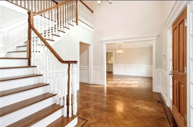 1 Ogden Rd in Scarsdale, NY - Building Photo - Building Photo