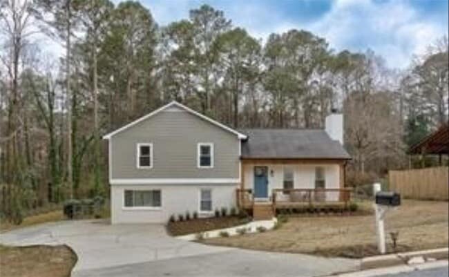 property at 1201 Holly Hills Dr SW