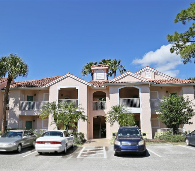10045 Perfect Dr in Port St. Lucie, FL - Building Photo - Building Photo