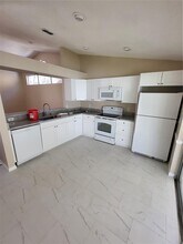 2508 Gotham Way in Valrico, FL - Building Photo - Building Photo