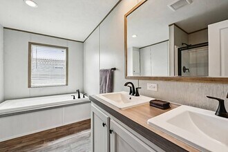 1029 Spring Azure Dr in Cleburne, TX - Building Photo - Building Photo