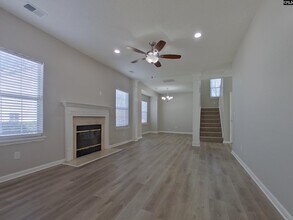 110 Ridge Spring Dr in Columbia, SC - Foto de edificio - Building Photo