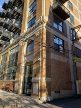 221 E Cullerton St, Unit 301 in Chicago, IL - Building Photo - Building Photo