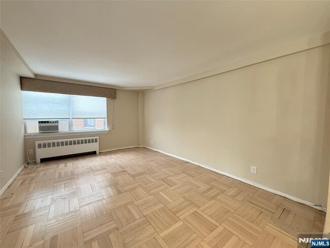 1450 Palisade Ave in Fort Lee, NJ - Building Photo - Building Photo