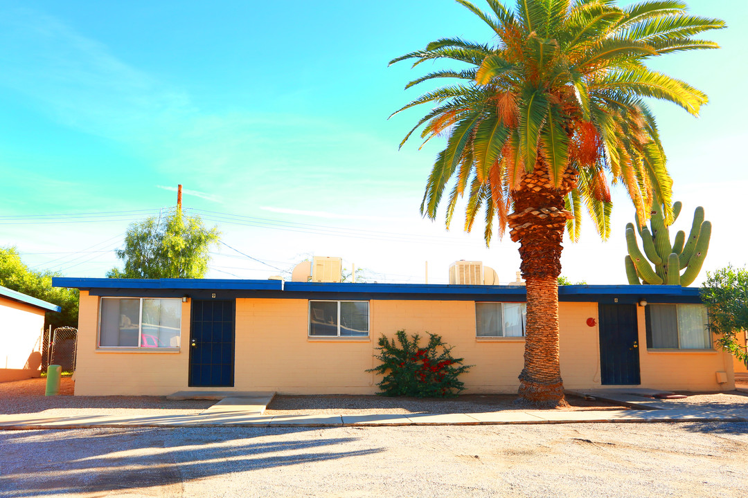 5622-5632 E 26th St in Tucson, AZ - Foto de edificio