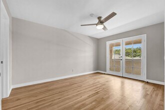 203 N Lucia Ave in Redondo Beach, CA - Building Photo - Building Photo