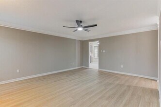 7105 Santa Cruz Dr in Bartlett, TN - Foto de edificio - Building Photo