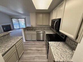 4933 Conway Terrace in Fremont, CA - Building Photo - Building Photo