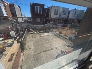 6144 Lindbergh Blvd. in Philadelphia, PA - Building Photo - Building Photo