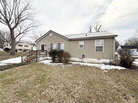 603 Gideon St in Athens, TN - Building Photo