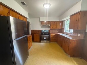 1113 Southwood Rd in Austin, TX - Foto de edificio - Building Photo
