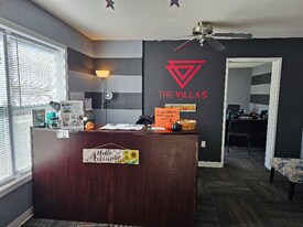 2313 W 5th St in Marshfield, WI - Building Photo