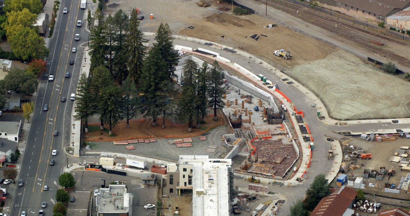 Canopy Residences at Mill District in Healdsburg, CA - Building Photo