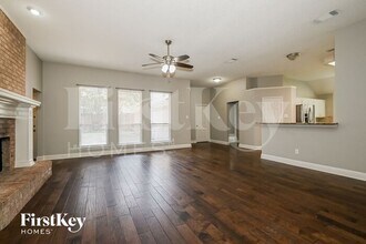 4213 Baystone Ct in Rowlett, TX - Building Photo - Building Photo