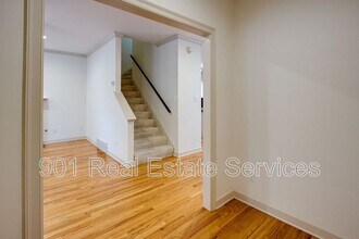 109 Island Crest Cir in Memphis, TN - Foto de edificio - Building Photo
