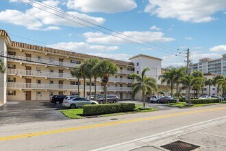 200 E Royal Palm Rd in Boca Raton, FL - Building Photo - Building Photo