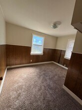 750 SE Flint St in Roseburg, OR - Building Photo - Building Photo