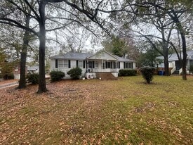 5105 Middleton St in Columbia, SC - Building Photo