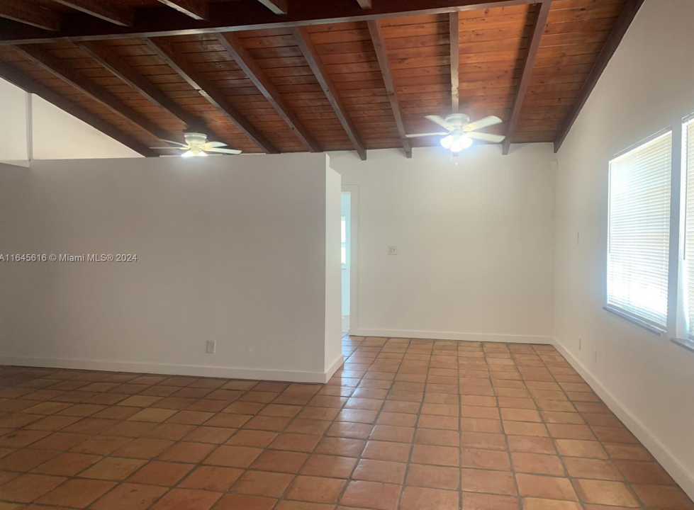 429 SW 25th Ter in Fort Lauderdale, FL - Building Photo