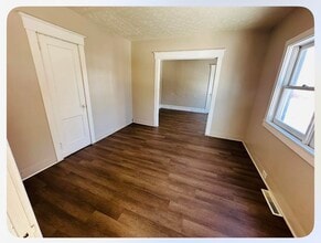 345 1/2 Chemung St, Unit 345.5 in Sayre, PA - Building Photo - Building Photo