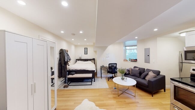 1 Gloucester St in Boston, MA - Building Photo - Building Photo