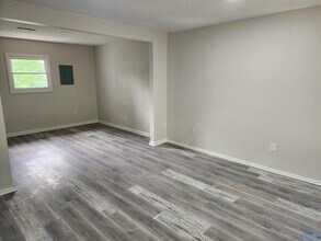 3802 Melody Rd NE in Huntsville, AL - Building Photo - Building Photo