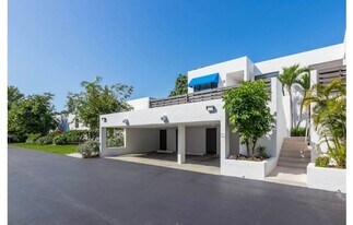 807 Bayport Wy in Longboat Key, FL - Building Photo