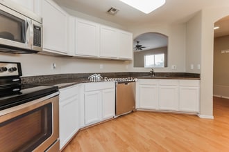 2156 W Splitwood Pl in Tucson, AZ - Building Photo - Building Photo