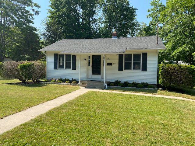 property at 202 Oakwood Rd