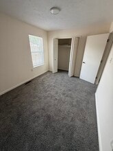 372 Woodstock Ln in Winchester, VA - Building Photo - Building Photo