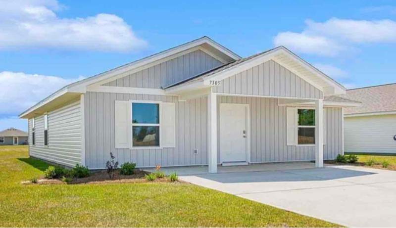 7305 Morningside Dr in Panama City, FL - Building Photo