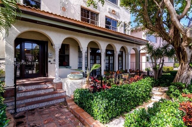 934 Michigan Ave in Miami Beach, FL - Building Photo - Building Photo