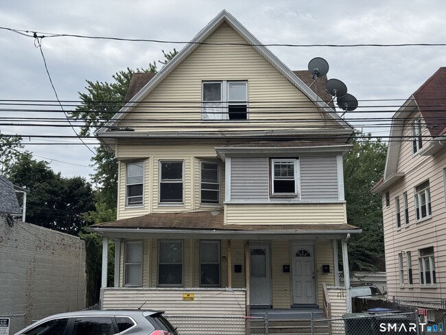 752 Boston Ave