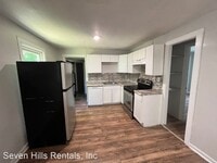 1506 Cave Spring Rd SW photo'