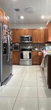 10280 NW 10th St in Miami, FL - Building Photo - Building Photo