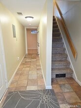 12 W Meadow Ln in Middletown, CT - Building Photo - Building Photo